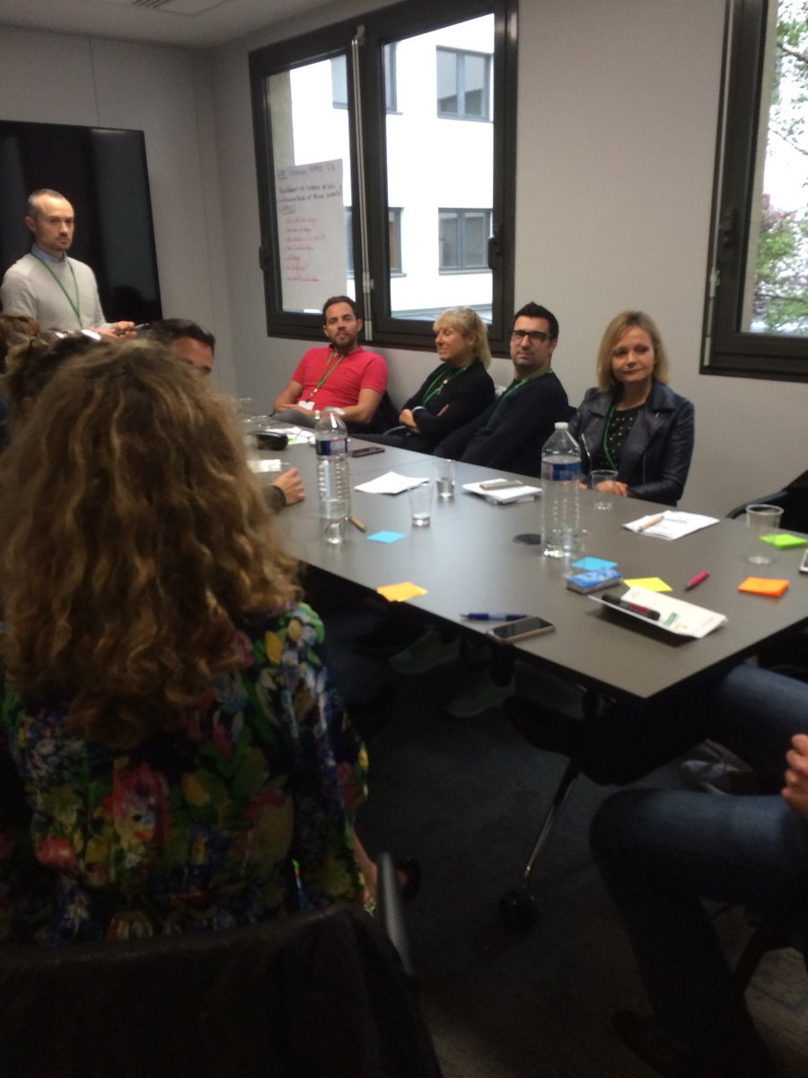 FredFroumenty's tweet photo. 2 jours denses et amicaux, 2 jours de réflexion et d échanges, 2 jours pour lancer les bases de la formation 2020 #embarquement #mycampusBDDF #transformation #OneTeam https://t.co/B0Q7woAINz