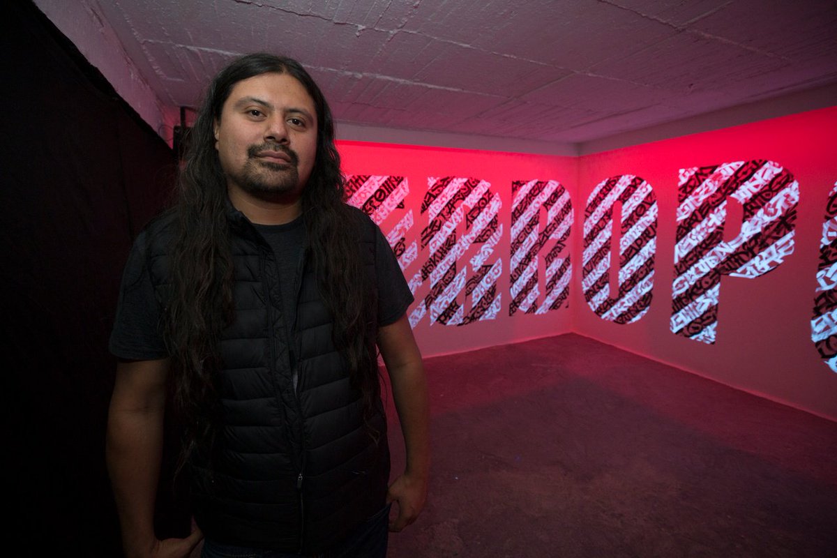 MofDP's tweet image. .@Saidokins painted his piece Narco/Necropolítica on the walls of the #DrugPolicyMuseum in Mexico City. Exhibited from May 4-6, it uses lightplay to demonstrate the interconnectedness between death + organized crime in politics. 

📷©️Janet Jarman/Redux for @OpenSociety