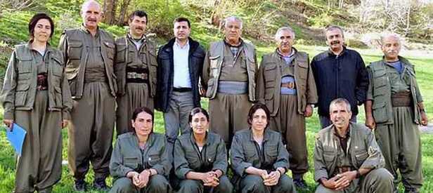 MUHARREM İ. MERAL A. TEMEL K.
Cezaevinden çıkartmak istediğiniz adama iyi bakın. 
Milletten utanmıyorsunuz hiç değilse 
Şehit Ailelerinden,Gazilerden utanın. 
Daha #Afrin de verdiğimiz Canlarımızın kanı kurumadı utanmazlar. 
<a href="/vekilince/">Muharrem İNCE</a> <a href="/meral_aksener/">Meral Akşener</a>  <a href="/T_Karamollaoglu/">Temel Karamollaoğlu</a>