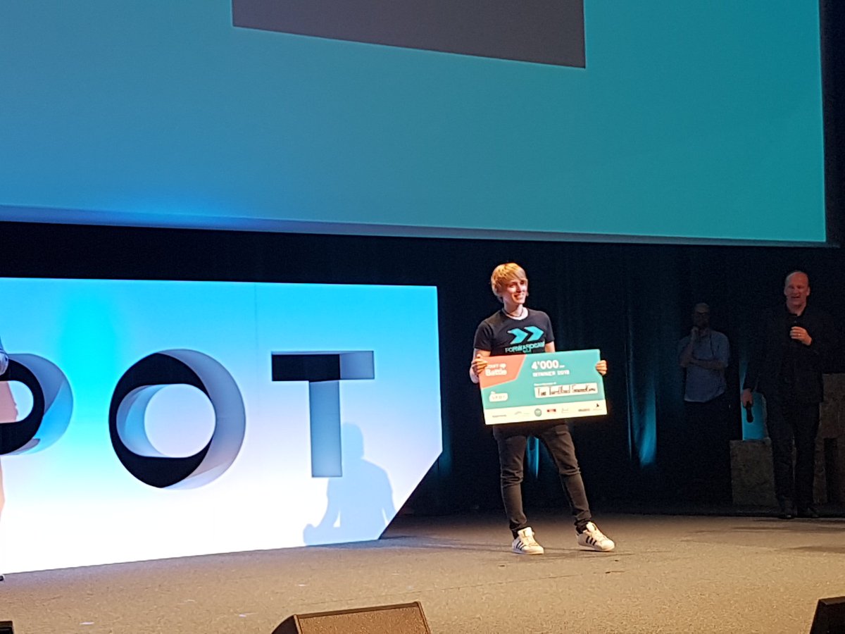 venturelab_ch's tweet photo. And the big winner is Forward Game !! 🎉🎉🎉 congratulations. A close tie in the public vote with Fanpictor who won the heart of the audience and Forward Game convinced the jury . #TheSPOT2018 #StartUpBattle https://t.co/0eBjPJ5zEt