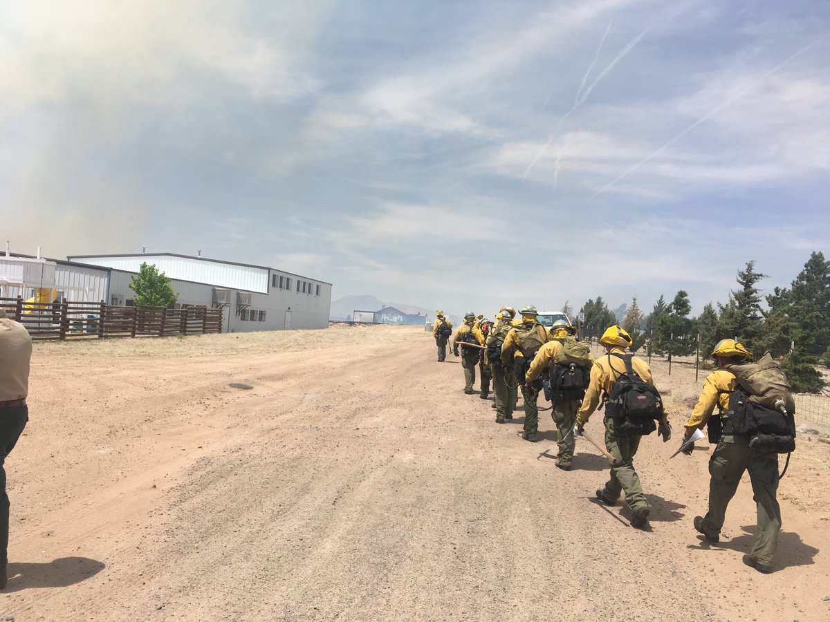 azstateforestry's tweet photo. Call the #ViewpointFire 100% contained, controlled and out. Thx to all of our cooperating agencies who worked so hard to help us get this fire stopped and wrapped up so quickly. #YavapaiCounty #AZStateFire #AZFire #AZForestry https://t.co/EEuZmkblz1
