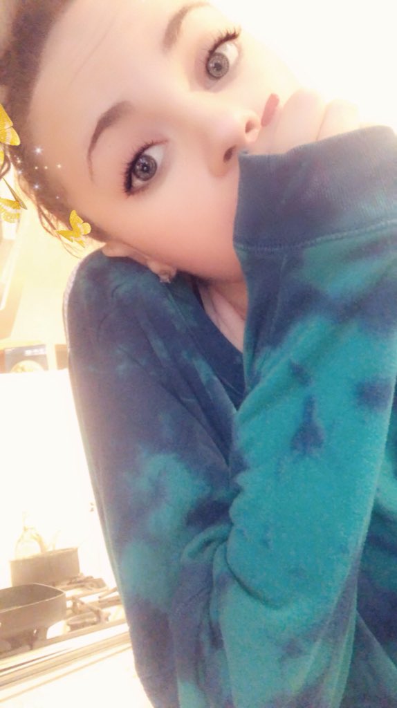 JazminJordan18's tweet photo. Who wants to visit today😘 https://t.co/uGOUKXjK2K