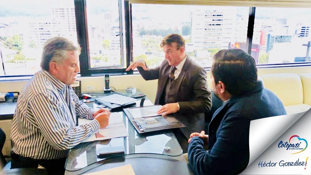 GHector_Oficial's tweet photo. Hoy junto con los  representantes de la Constructora Mayas nos reunimos con #JulioRecalde,  Gerente General de @eestrategico, para dialogar sobre el avance del  proyecto #CasaParaTodos en Cotopaxi. https://t.co/En0VsRln1I
