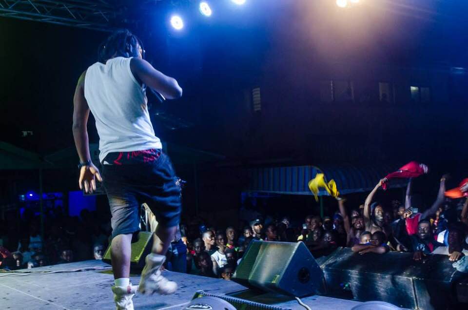 HigherHeightzA's tweet photo. Higher Heightz Is The Only Way UP.
Upfirm Uphill Is The Motto. 
Wi Stay Up And Bright Like The Skylight Enuh.

Thanks Cape Coast For The Support. Much LOVE Family.

https://t.co/4HTKPbMMUX…/kahpun-heightz-nation-shanti-r…/
#Airborne 🌪
#Eeazzzzyy 🦅 https://t.co/fjAIvxeUEW