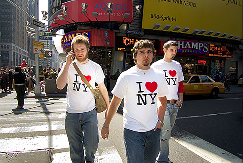 HubTelegram's tweet image. Avoid These Tourist Traps When Visiting NYC – Advice from Real New Yorkers hubtelegram.com/2018/05/15/avo…