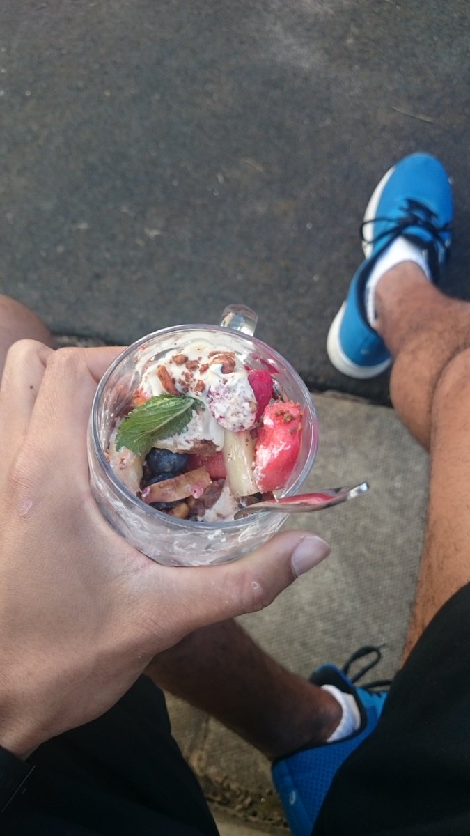 Some outrageously delicious food from the brilliant <a href="/CrucialFood/">Dragica Heydrich-Metz</a> at <a href="/thehogarthclub/">Hogarth Health Club</a> - you can buy this fruit salad at the bar after Boot Camp Weekend!