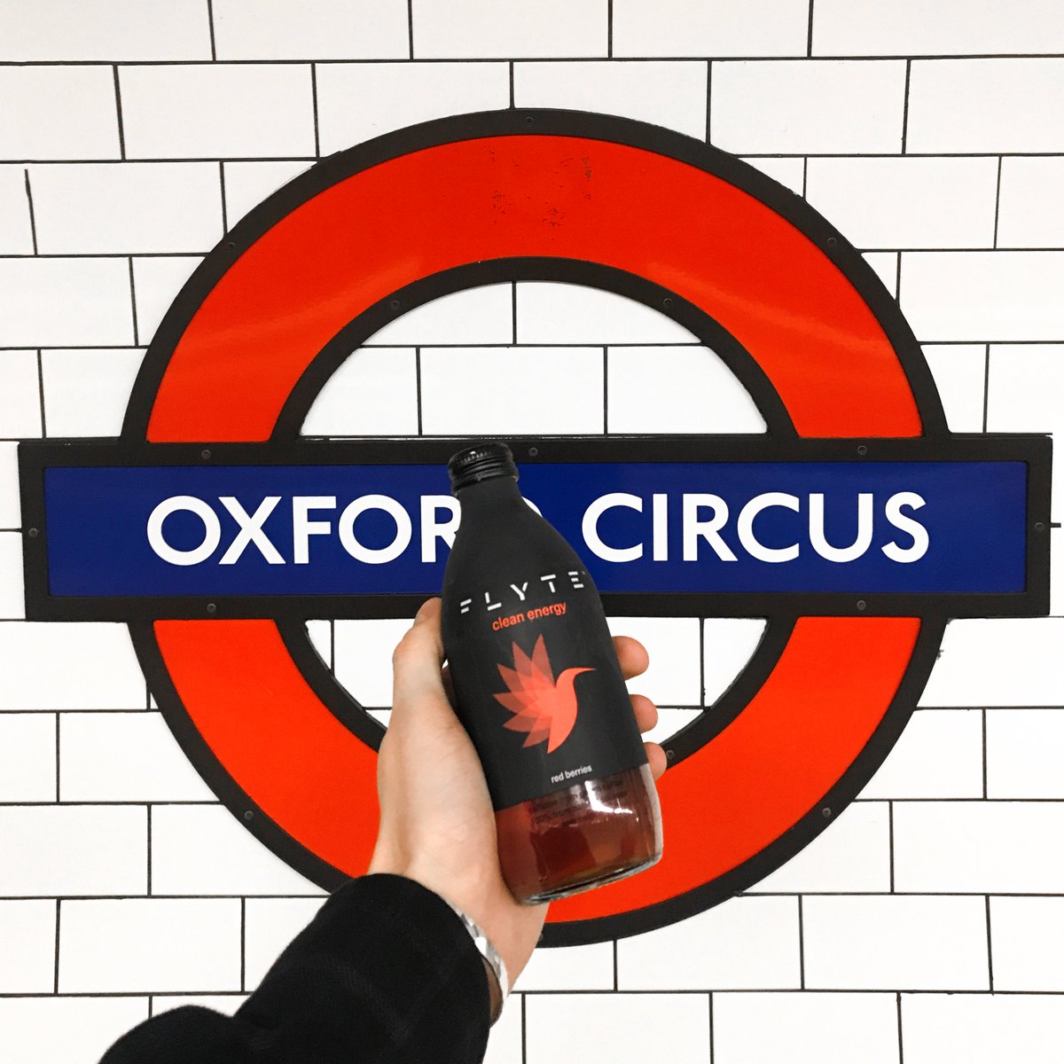 flytedrink's tweet photo. Next stop, refreshment station! Clean energy, sourced from nature. #BumpTheSlump #TravelTuesday https://t.co/LM1k5o0s9x https://t.co/atUvzeYjUR