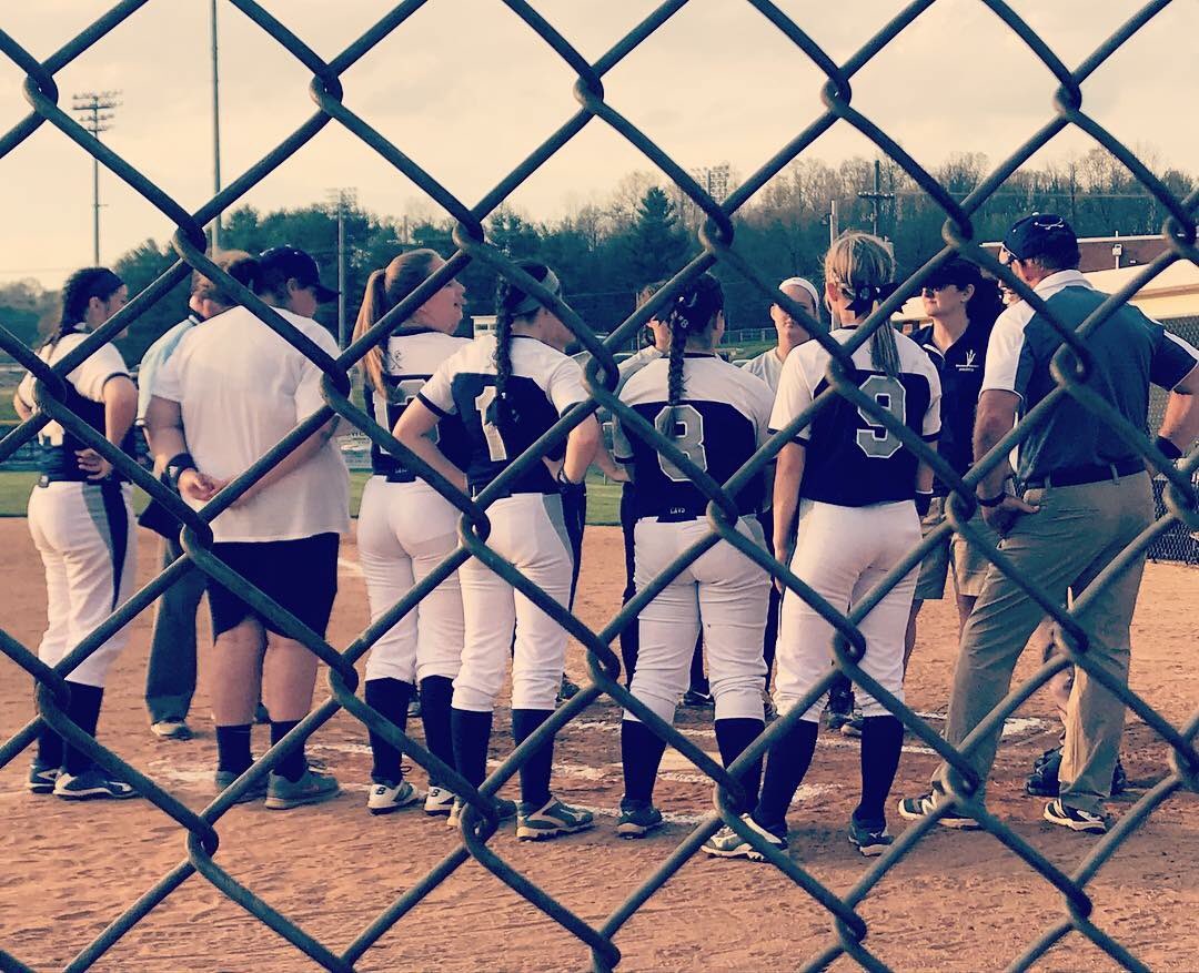 CCHS Softball tweet media