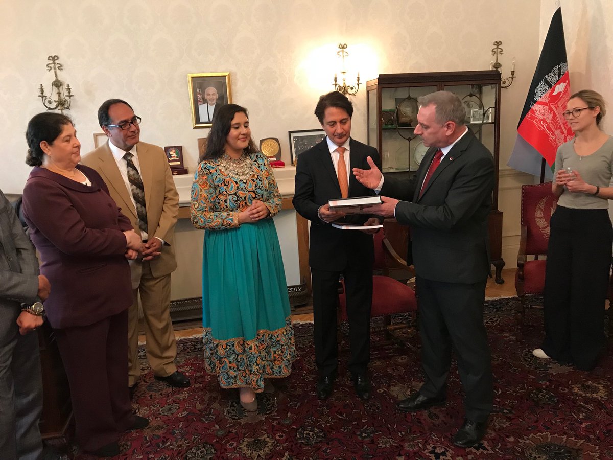 Dean Gilligan tweet media