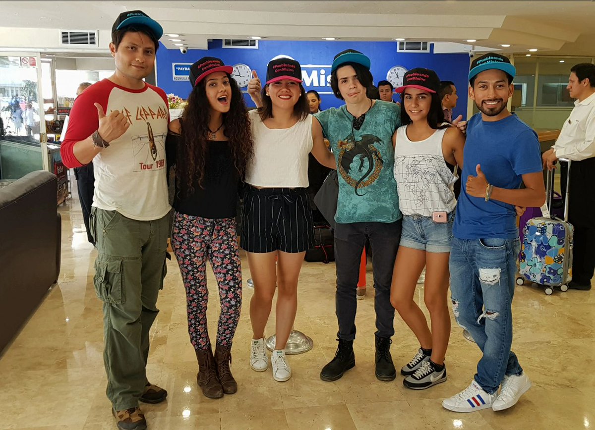 Puebleando_Mx's tweet photo. Aquí @queridamafer desde el Hotel Misión Monterrey Centro Histórico con más finalistas de nuestra convocatoria "Cronistas Viajeros". ¿Quién ganará? https://t.co/zx6bNqNI2T