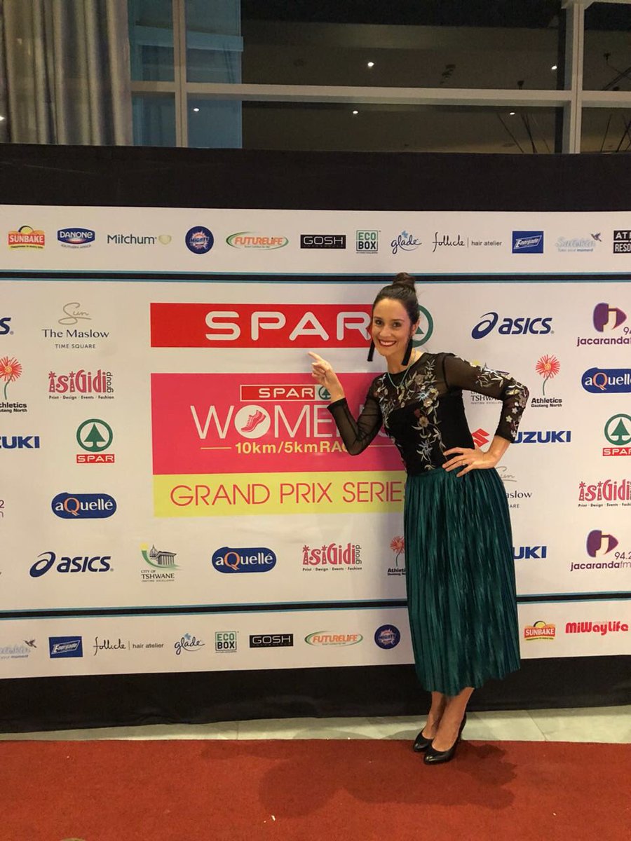 Welcome tonight <a href="/Donnalee_R/">Donnalee Roberts</a> #FindyourWingz 💚