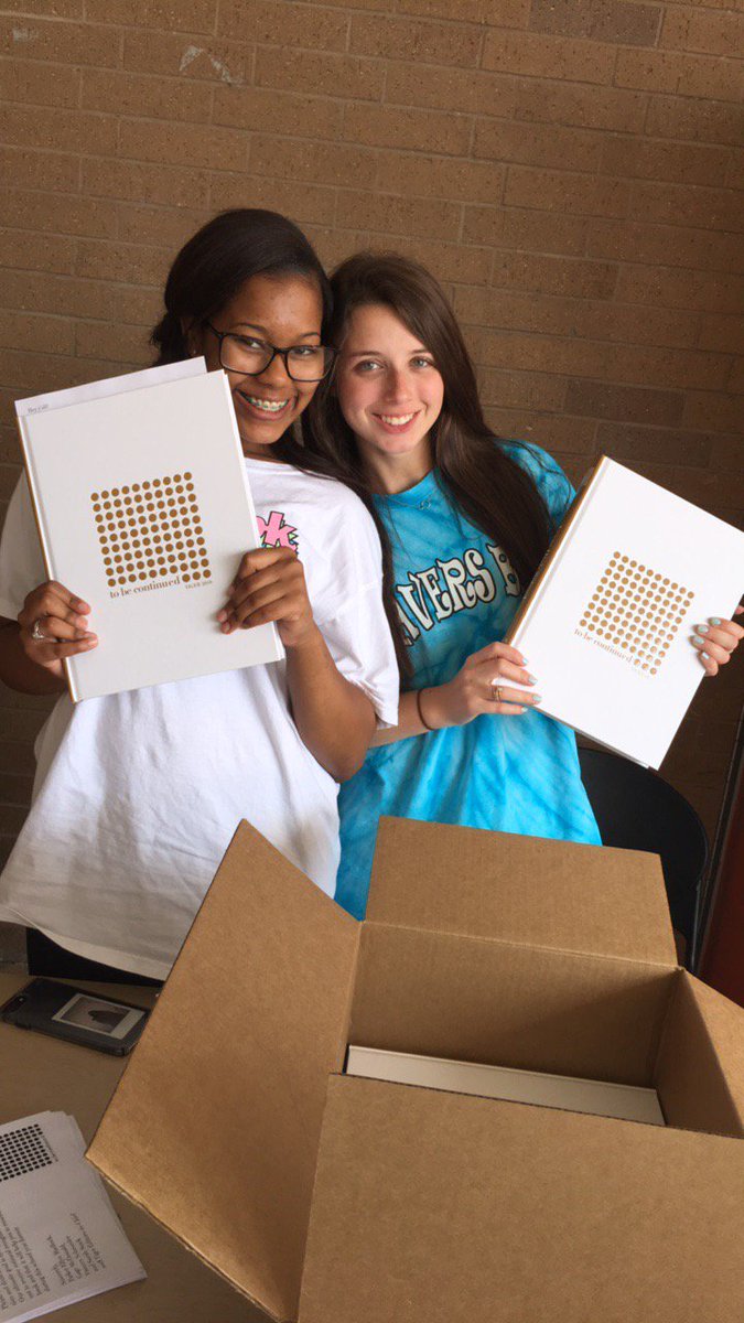TigerTimesTHS's tweet photo. Yearbooks are in! Come buy or pickup your yearbook today in room 50B!🌟 https://t.co/UHkEpSCvmk