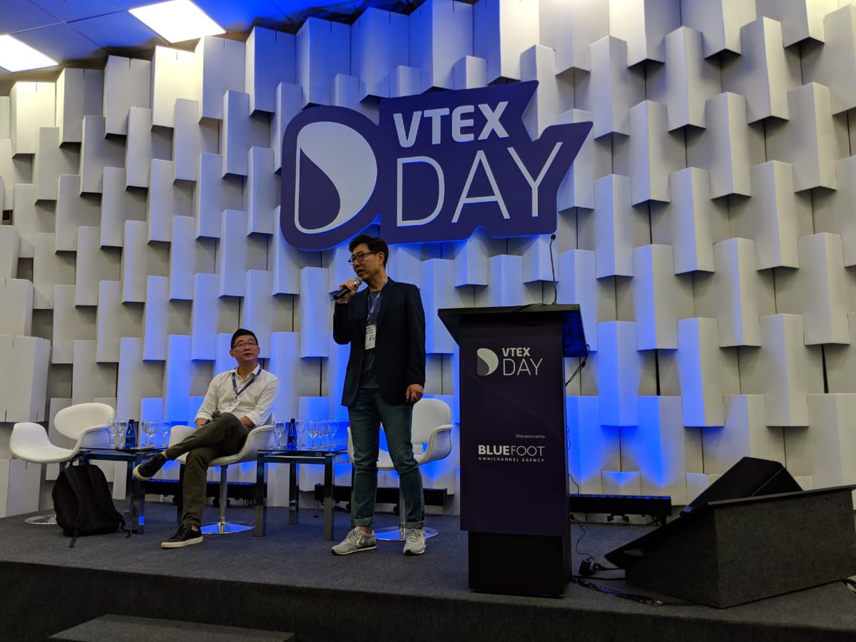 Ki_Teknology's tweet photo. El VP de Business Technology Solutions de Nisum nos está representando en este minuto en #VTEXDAY2018 en un panel de #omnicanalidad junto al VP International de Revolve, en Sao Paulo. https://t.co/RLjjGCz891