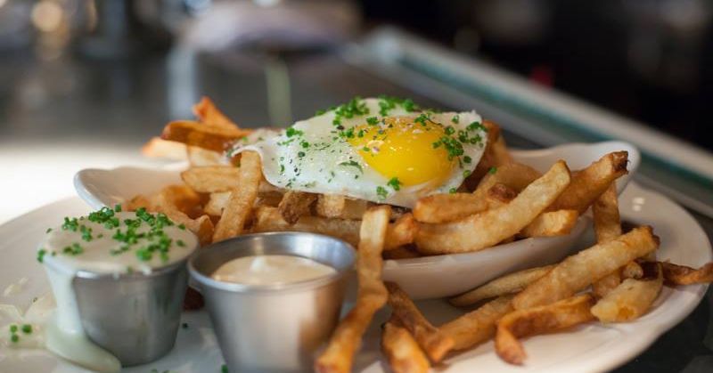 RentMerit's tweet photo. 11 #FrenchFries in #Chicago That Are Out Of This World https://t.co/6pD5g8UKdG #ChicagoEats https://t.co/LLzTUGm2sX