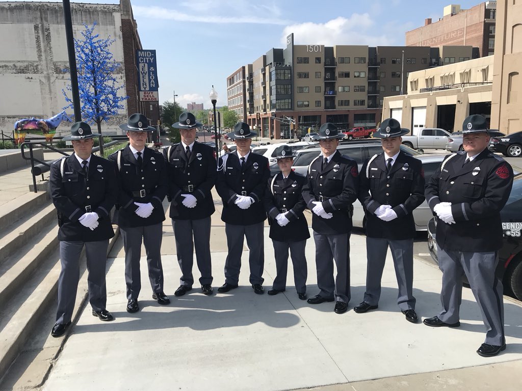 NSP_TroopA's tweet photo. This morning Troop A Honor Guard participated in the Police Memorial Service at Omaha Police Headquarters. #NSP81 #NSP142 #NSP160 #NSP107 #NSP293 #NSP593 #NSP37 #NSP423 #NSP172 #honor #respect #neverforgotten https://t.co/PiV4j6Pjrr