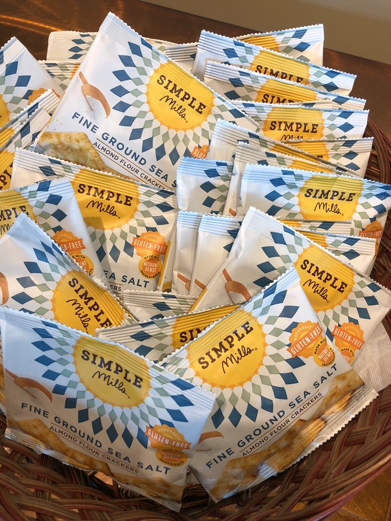 labelinsight's tweet photo. Also, shout out to @SimpleMills for the delicious Almond Flour Crackers! Thank you! #TransparencyIQ https://t.co/lcyLiwsAej