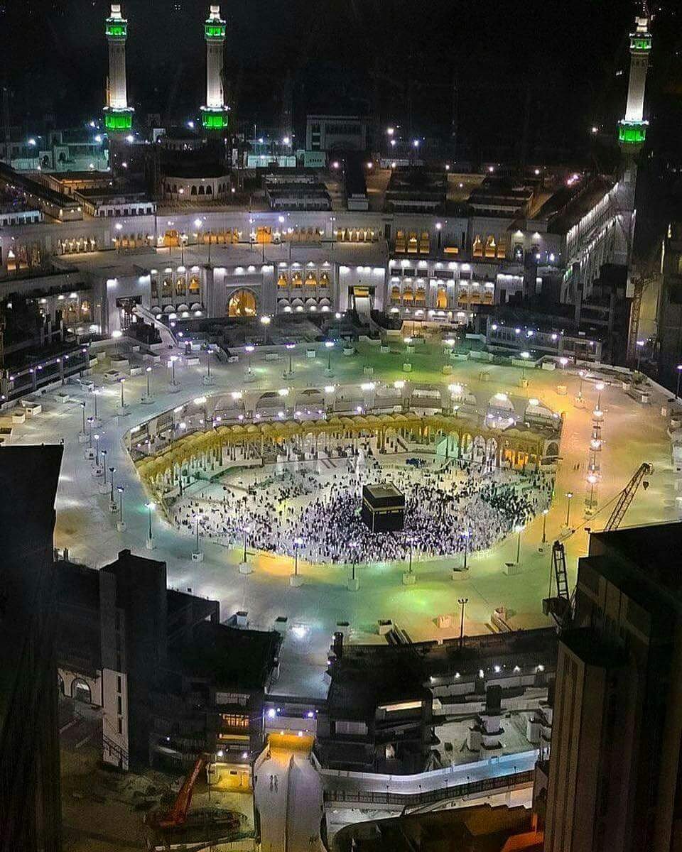 chef_ridi's tweet photo. بمناسبة قدوم شهر رمضان المبارك ،،، نسال الله العزيز القدير لي ولكم  من السعادة ما يمحو الاحزان و من اليقين ما يزيد الايمان ، و من الصحة ما يعافى الابدان وغفر الله لنا ولكم و لوالدينا و لوالديكم وجعلني واياكم من البسطاء السعداء في الدنيا والاخرة ... حفظكم الله ورعاكم https://t.co/6T1LMmFGVx