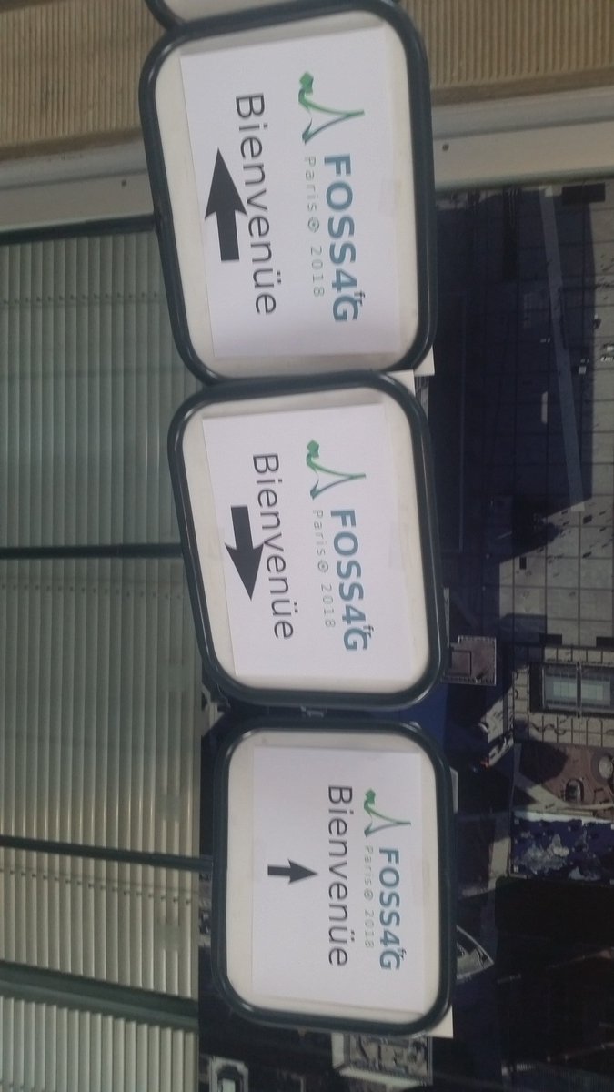 yjacolin's tweet image. Ou est la salle bienvenue ? #foss4gfr