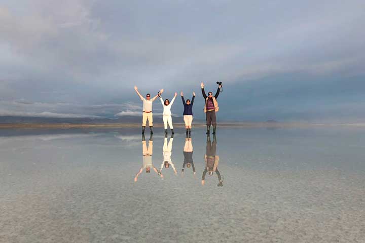 IntenseBolivia's tweet photo. #AdventureAwaits. Journey through #Bolivia 's most iconic and beautiful destinations in this 5day/4night travel package (customizable).
#UyuniSaltFlats #Copacabana #Tiwanaku #LaPaz #Intensebolivia #BoliviaTeEspera #YouShouldBeHere
Click here to learn more: https://t.co/8ycWZ2qJGz https://t.co/rv4rpxmYhf