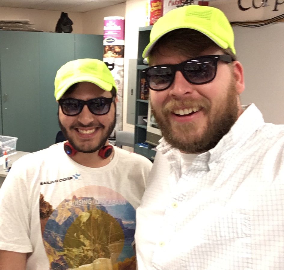 TristanNuyens's tweet photo. Twinning!!! Today was an awesome #TwinDay for #SpiritWeek at @MotherTeresaHS “twinning isn’t everything, it’s the only thing!” @jmcoprez https://t.co/eKyJir2Ze9