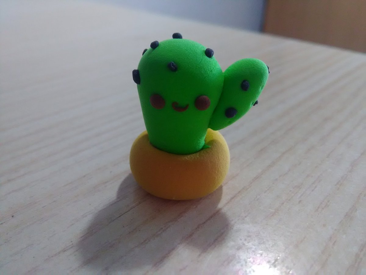 Lisbeth_P_M's tweet photo. Figuras hechas en el Stream de hoy :D si os gustan estas cositas dejar vuestro follow y me apoyáis :) https://t.co/kHx91RkMVF https://t.co/Dr35wtoK66