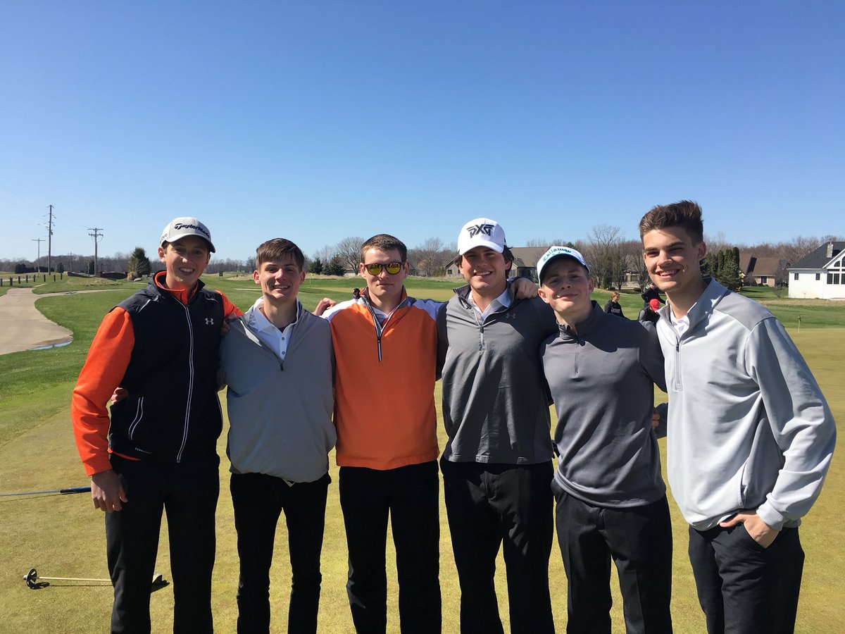 WarsawTigerGolf's tweet photo. Senior night at Stonehenge this evening.   Honoring these 6.  Great players, great students, great young men! https://t.co/ViJGaw6LZN