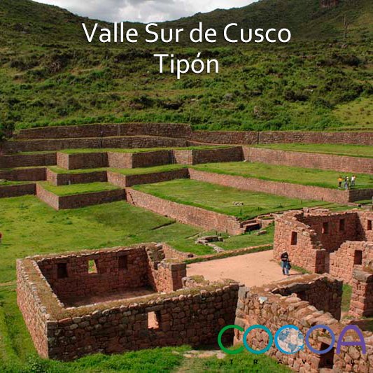 cocoatravelinfo's tweet image. El circuito por el Valle Sur, le permitirá disfrutar de hermosos paisajes de la sierra andina; podrá ver la magnífica arquitectura hidráulica de #Tipón, construcciones pre-incas en #Pikillaqta y bellas obras de arte de la escuela cusqueña en el templo de #Andahuaylillas.