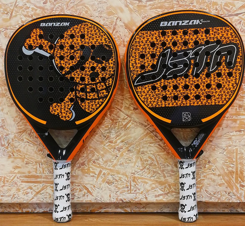5_Sets's tweet photo. La nueva colección de palas de pádel @Justtenpadel en @5_Sets 🆕🎾 ¡Nuevos modelos con increíbles diseños y espectaculares prestaciones!🤘🏼🔝 🛒https://t.co/uq1ehrZQD9
#padel #pádel #padelbarcelona #5sets #5setsmataró #mataró #mataro #BCN https://t.co/j5NgjAg8Y2