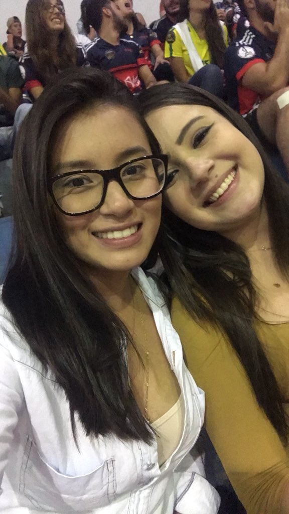 _lesaori's tweet photo. @amandasilva8252 #interreps de ontem, fofinha do ❤️ https://t.co/CvYwXQEKrU