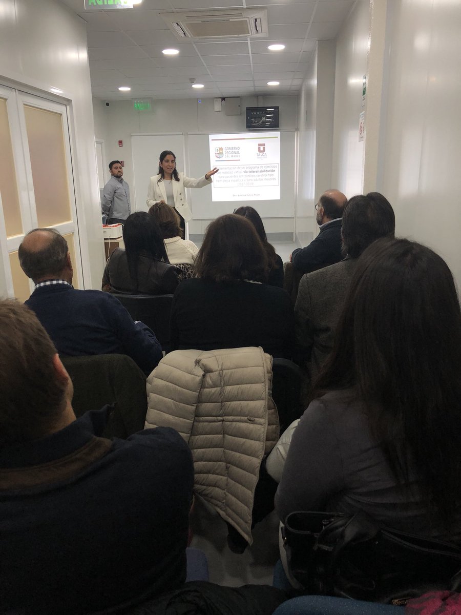 innova_region's tweet photo. Consejeros regionales visitan la @UTalca para conocer proyectos realizados a través del Fondo de #innovación para la Competitividad del Maule. Destacando iniciativas de telerehabilitación kinésica y reducción del riesgo ojo de buey en manzanas 🍎 https://t.co/bs8MX4JuHY
