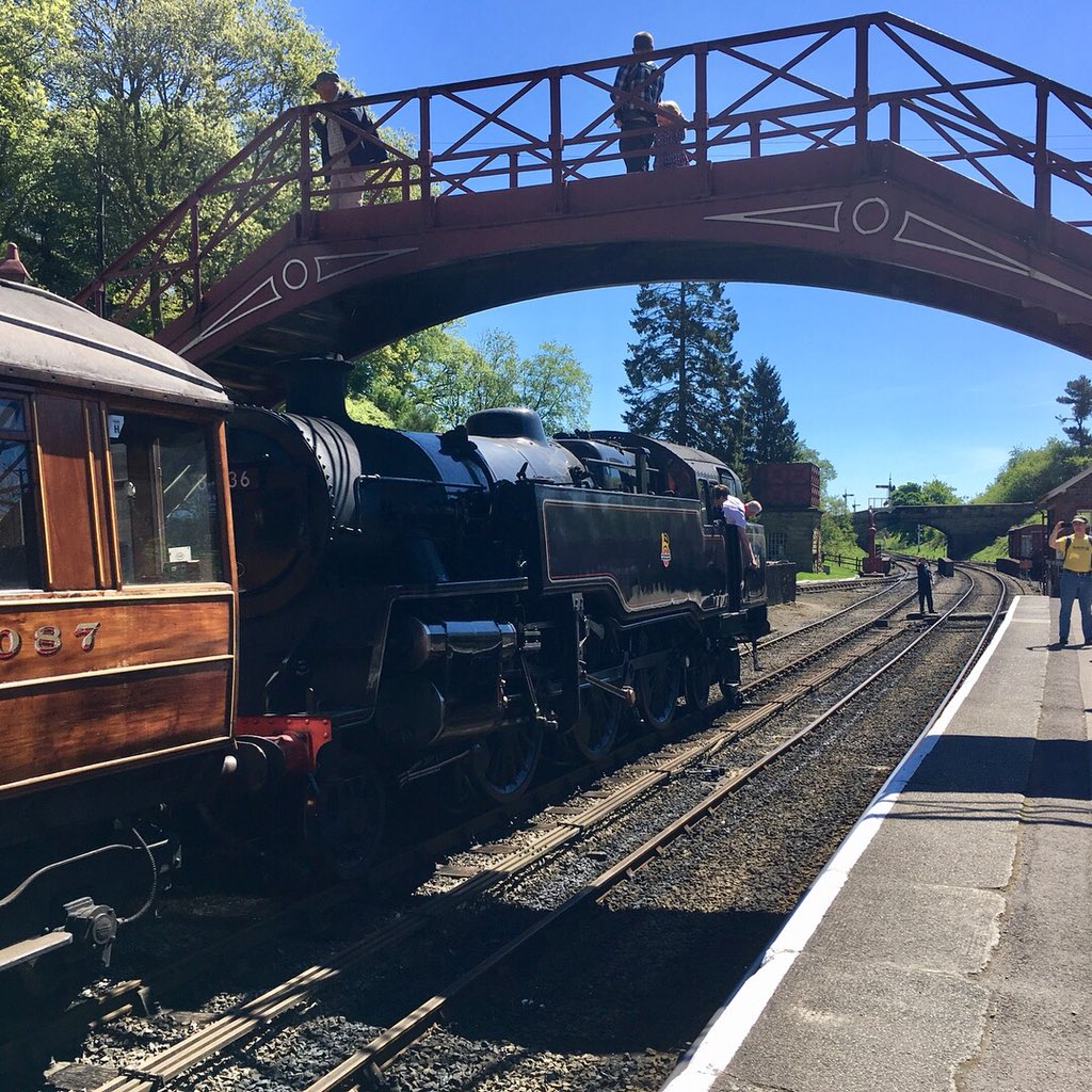 cat_barlow's tweet image. What a fantastic day out yesterday on the @nymr from Pickering to Whitby via Goathland (aka Hogsmeade). Trains combined with Harry Potter and sunshine and I was in my element! We didn’t spot Dracula though, don’t think he’s a fan of the sunshine...