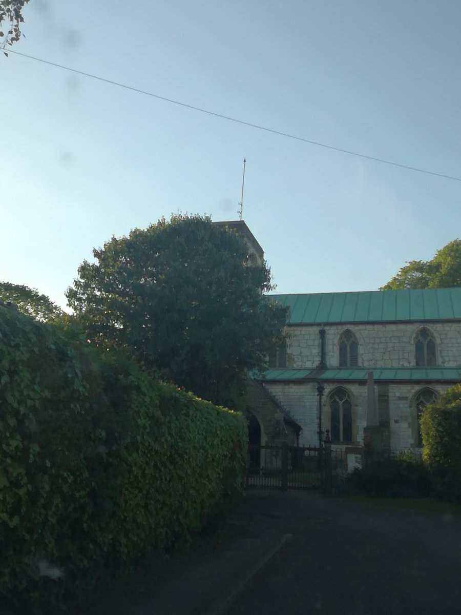 AngelDustAddict's tweet photo. Because I figured it was too nice an evening to not spend it driving for 40 minutes in each direction and sitting inside a church all evening 😜😜😜 #bellringing #legbourne https://t.co/C0WnMt1WKk