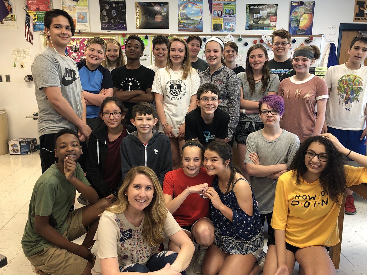 msneffsclass's tweet photo. Last day with 2nd hour physical science! Loved getting to know these crazy 8th graders this year https://t.co/md4IZ8bKNY