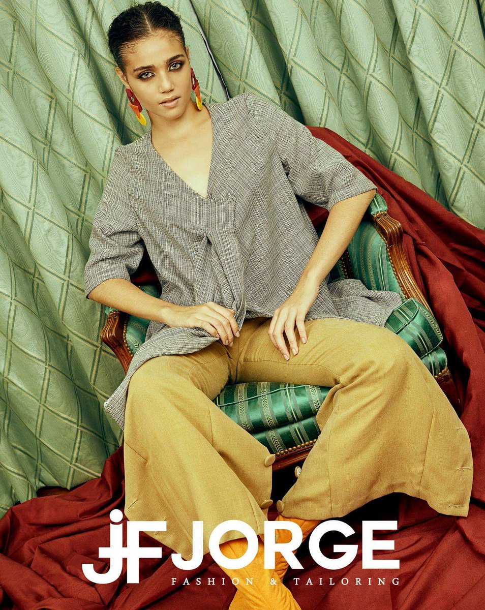 MIRADAS | Fall Winter 2018 in Store &amp; eShop #JORGEAW18 jftshoponline.com.ar

Fotografía: Cristozigh - Estilismo: Shei Szulanski - Make up &amp; Pelo: Fernando Castillos - Modelo: Eduarda The Syndical - Botas: Nicolas Ciarlo - Aros: Love Not War