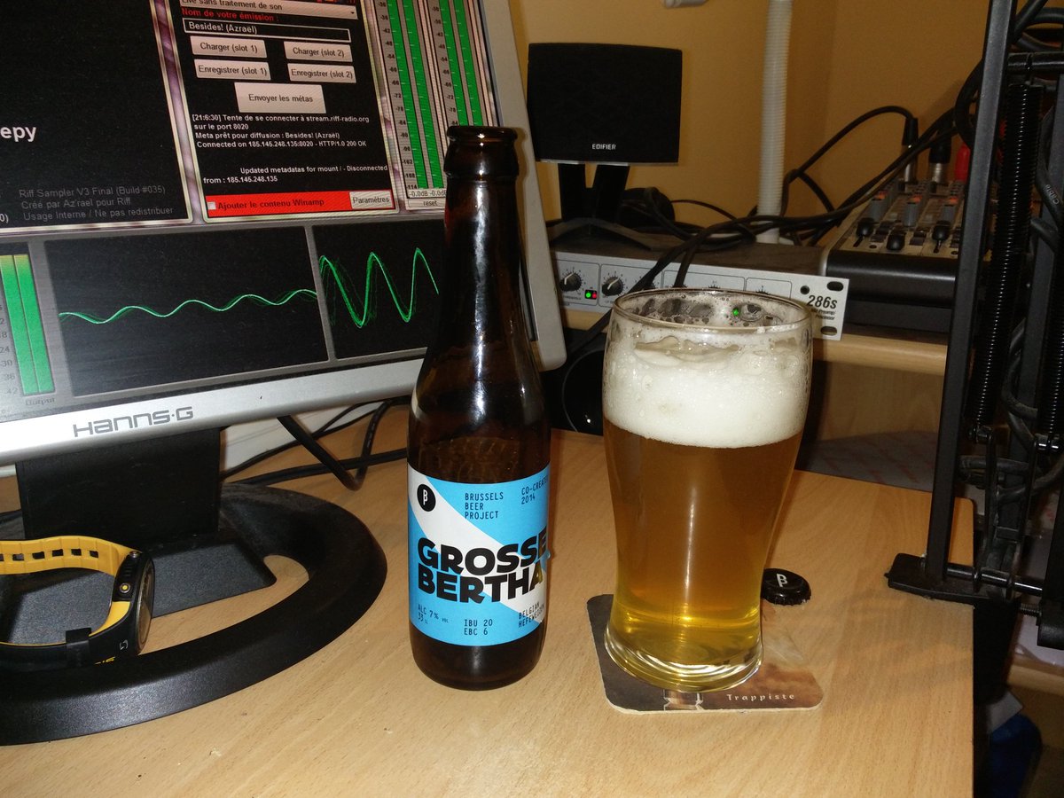 RiffAzrael's tweet image. La Grosse Bertha du Brussels Beer Project en bière de la semaine de #Besides sur Riff : une blanche à 7° franchement réussie dans son style. Aprés bon faut aimer les blanches quoi. Mais objectivement un bon produit !