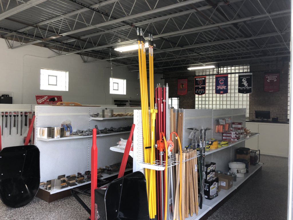KTrochaMCA's tweet photo. Swung by our city store to check on the progress. Things are coming together! https://t.co/UsWHEV8dOf