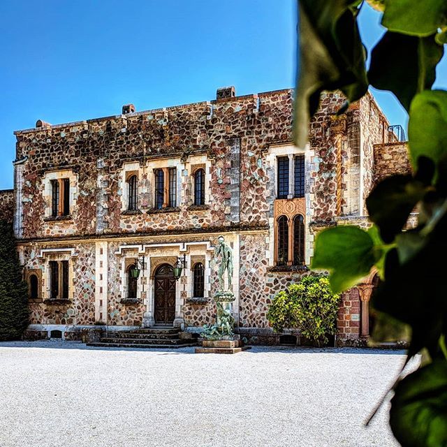 michael_backes's tweet photo. Still in the South of France. Well, not really, but at least in photos. 😉 // Noch in Südfrankreich. Also nicht wirklich, aber wenigstens auf den Fotos. 😉

#chateaudelanapoule #southoffrance #mandelieulanapoule #cannesisyours #cannes #château #castle #schloss https://t.co/cyKoJIgEeO