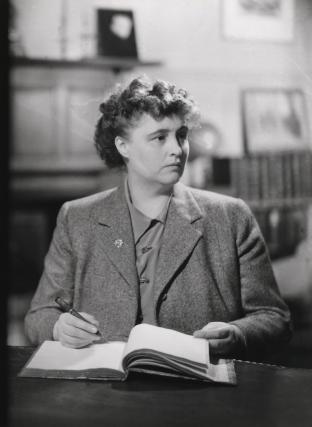 DdQeJv9XUAE4h-x 10 escritoras clássicas de crime e mistério