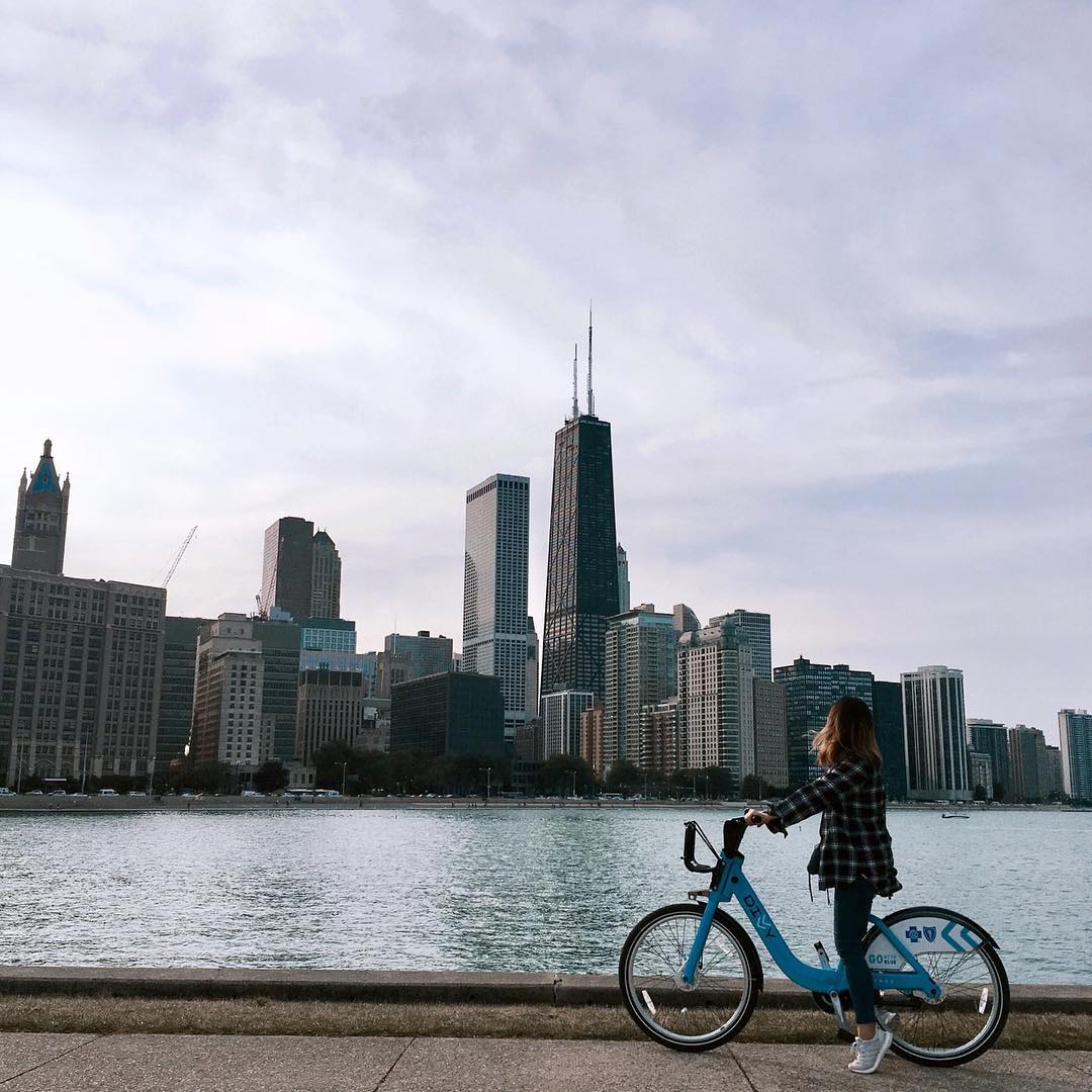 It's #NationalBikeToWorkWeek! If you had the chance to try <a href="/DivvyBikes/">Divvy</a>, we highly recommend giving it a go this week.