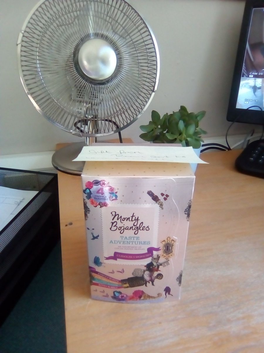 When the PIWOW gets reversed! A little gift from a guest for the team 💜 #piwowreversed <a href="/louiseyarwood1/">louise yarwood</a>