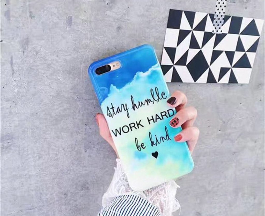 DemShops's tweet photo. Stay Humble Be Kind Case 💖✨ Available for iPhone 6/6s , 6plus, 7, 7plus, 8 &amp; 8plus ! Visit https://t.co/SOQmYbYvpQ to get yours 🤳🏽 #quotes #iphone #iphonecase #stayhumble #workhard #BeKind #DEMShops https://t.co/4u4gJY5sDT