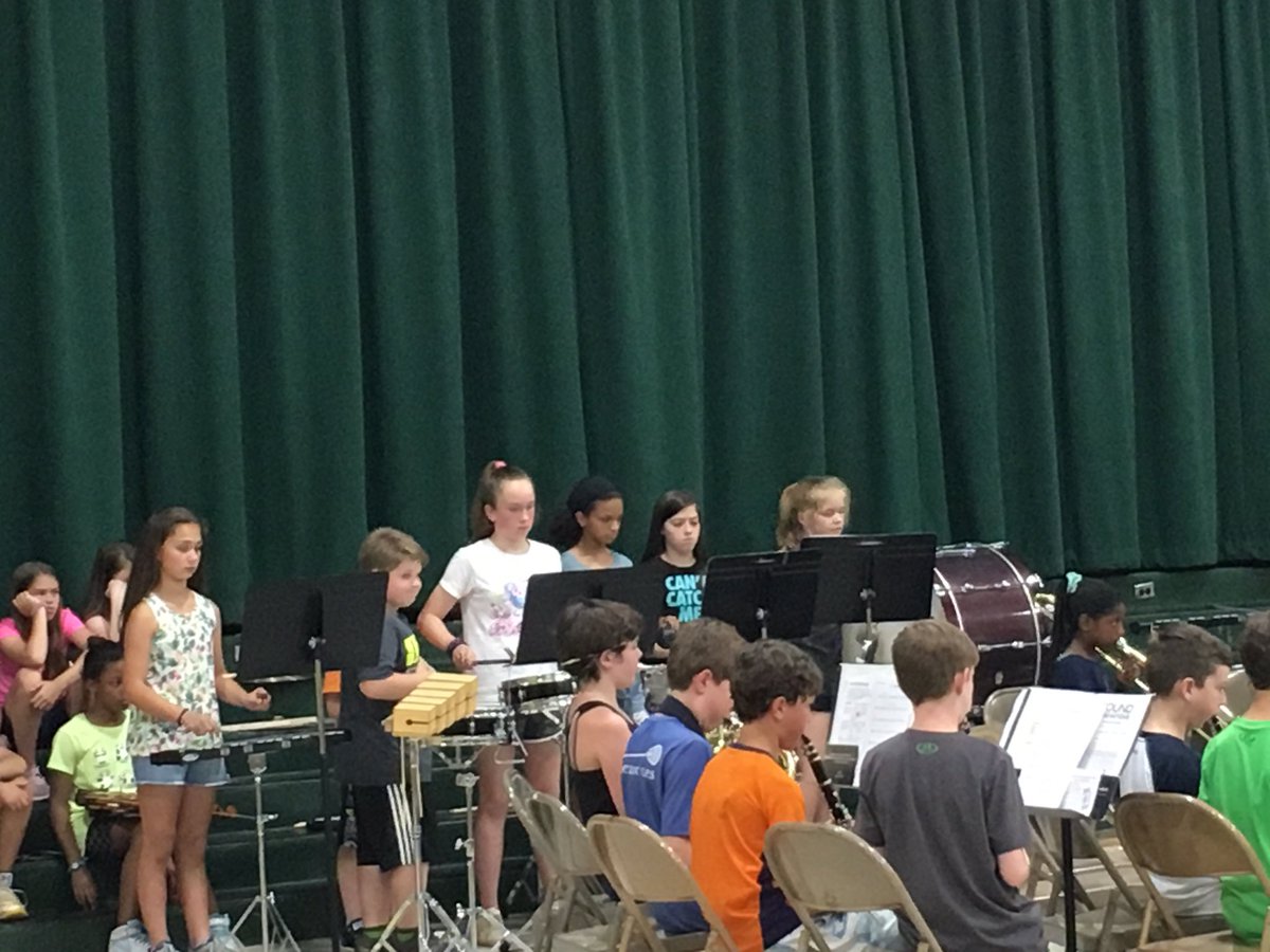 Fabulous concert courtesy of <a href="/Prettyboyes1/">PrettyboyES</a> band and orchestra! You rock!!