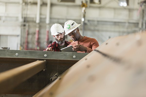 Epicor's tweet photo. Three trends that utilize increased visibility to enable #digitaltransformation. https://t.co/JPqmnP6wnD  #futuremachineshop https://t.co/KndN9CHJez