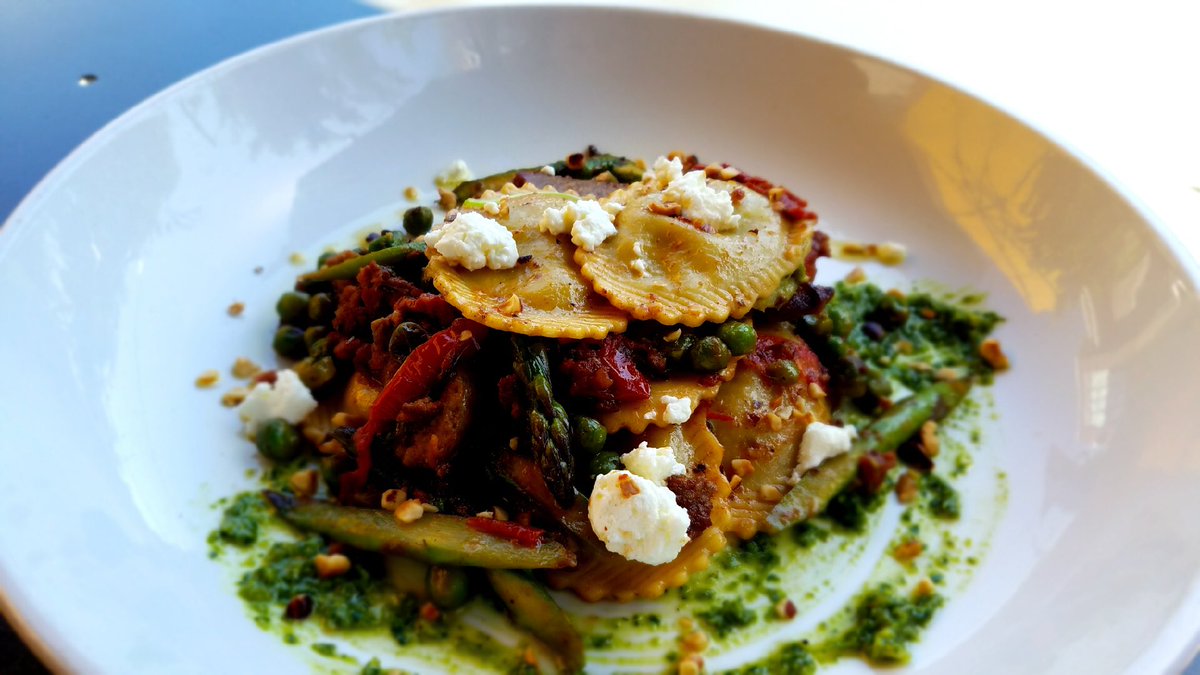 LUNCH SPECIAL THIS WEEK- Asparagus &amp; Taleggio Cheese Ravioli #farmtofork #lunchspecial #lapellah