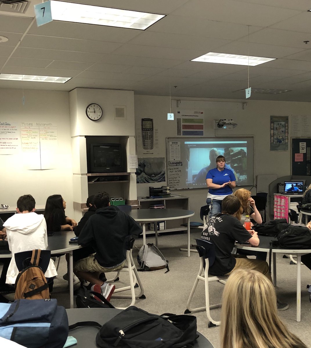 TraciChun's tweet image. Students in Ms. Jensen’s Oceanography class on a Skype call with Dr. Jordan from BYU Hawaii. Asking questions about underwater volcanos and other aspects of the sea! #shswelearn #weLearnVPS