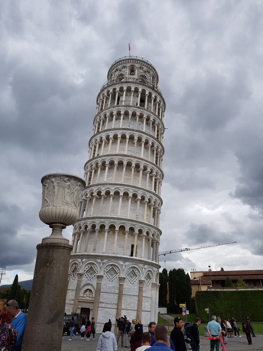 KINGmanXP's tweet photo. Italy Trip 2018. Pisa and Lucca 😊 https://t.co/r13nF9GlZ2