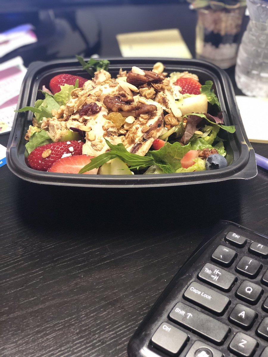 Carryoutmenu's tweet image. What will you be ordering for dinner tonight? 
 carryoutmenu.com 

#yummy #carryoutmenu #delivery #baltimore #columbiamd #ellicottcity #glenburnie