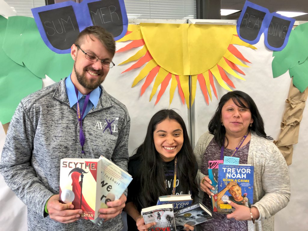 MLuckritz's tweet photo. @RMHSMUSTANGS staff understands life-long reading = life-long learning!  Summer Reading Kickoff Celebration #RMHSReads https://t.co/PWh650HDRN