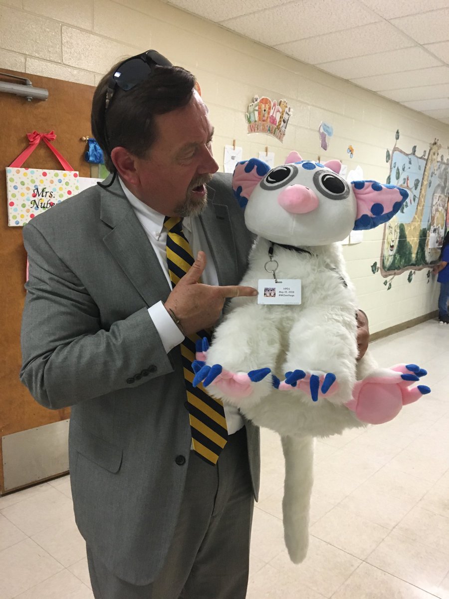 johnccarver's tweet photo. @HPEStigers where should #MOonthego live? Engaged learners! Creative thinking! PBL in action! @DIPLOMA_MCPS @MauryCoSchools How about Iowa?! https://t.co/ISz7gt4cZA