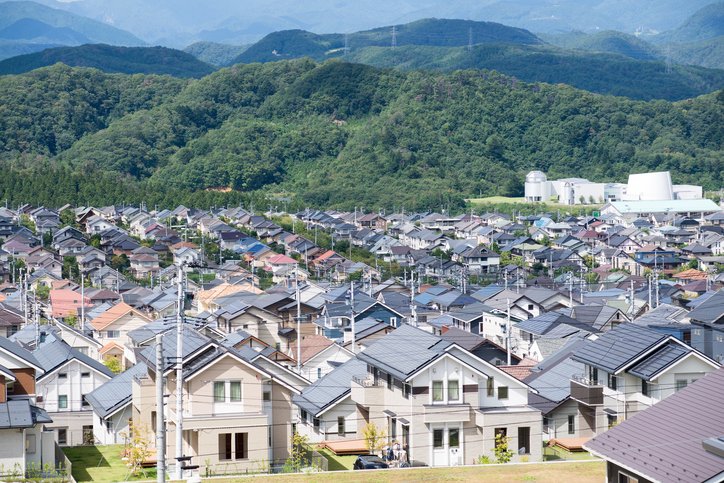 locus_energy's tweet image. Locus #Energy is excited to partner w/ @Huawei to deliver a #ResiSolar monitoring platform to the North American #solar market. Get details from the @SolarPowerWorld article: @SolarStorageKZ #solarpv bit.ly/2GjlZv6